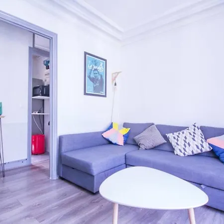 Beautiful Apartment With Balcony In Bastille
